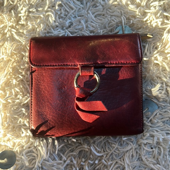 Ann Taylor red wallet - Picture 1 of 4